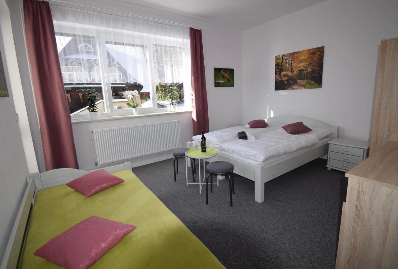 Pension St. Moritz Železná Ruda Exteriör bild
